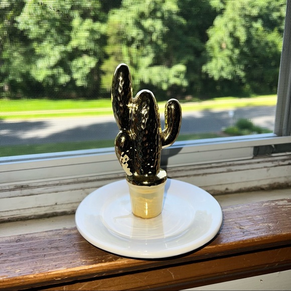 Cactus Accessories Holder - Picture 3 of 4